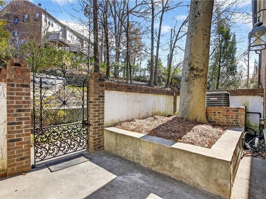 Property Image 37