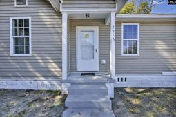 2813 Truman Street photo 4