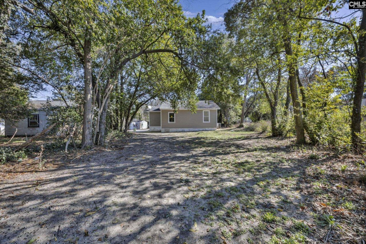 2813 Truman Street Photo 26