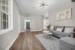 2813 Truman Street photo 4