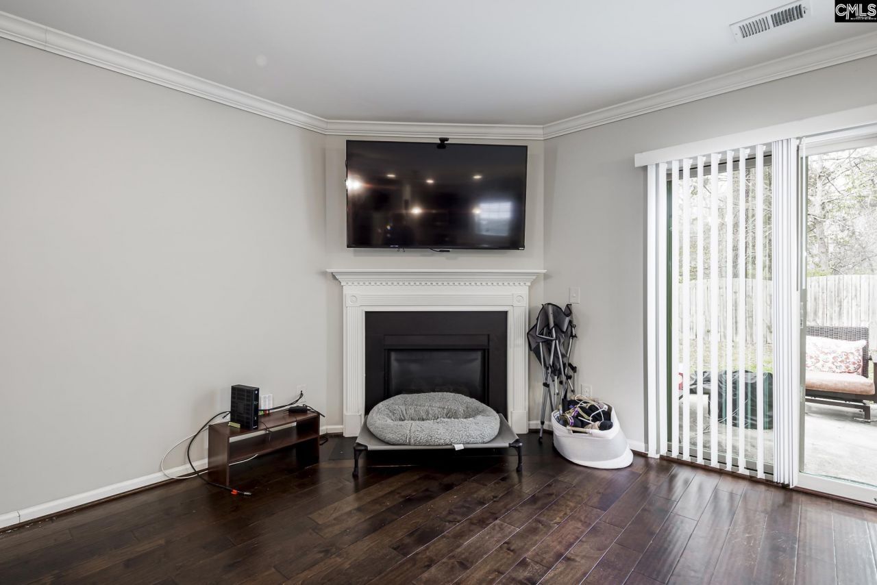 118 Pacific Avenue  Photo 6