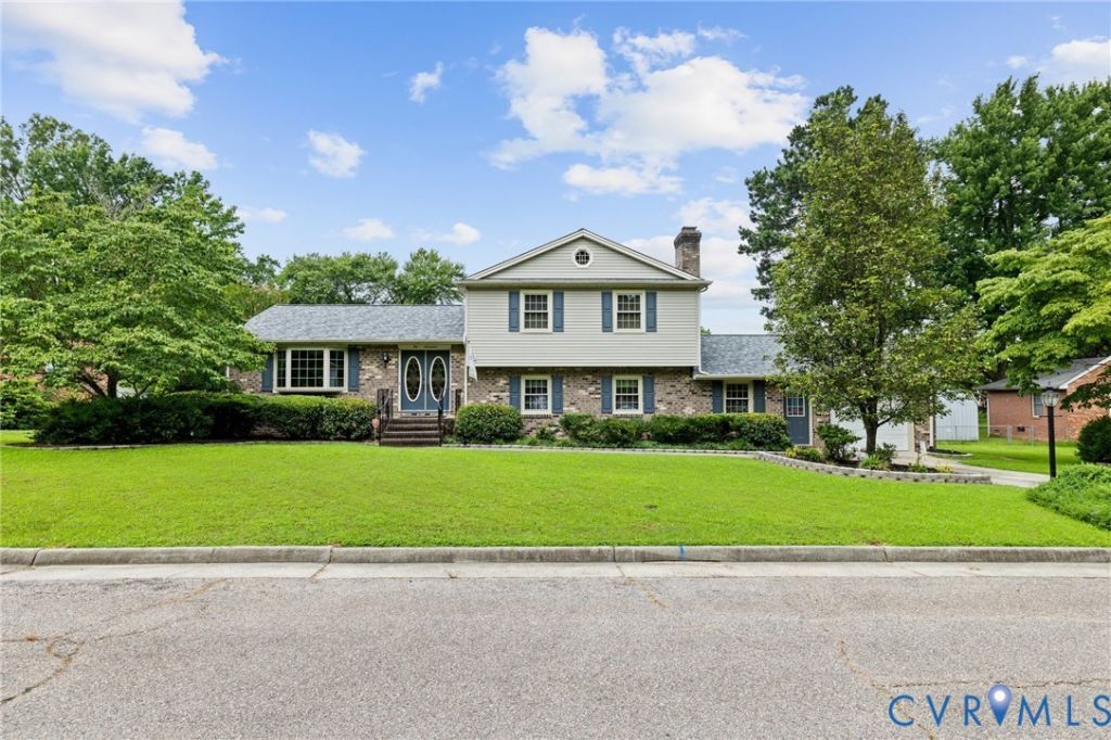 1017 Taylor Lane, Colonial Heights, VA 23834 Main Photo