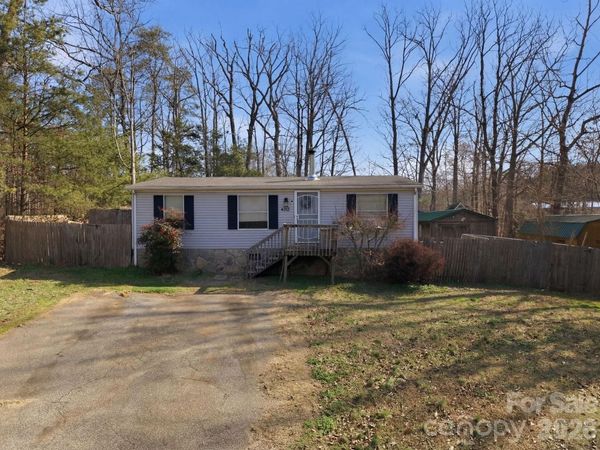 4312 Getaway Lane, Maiden, NC 28650