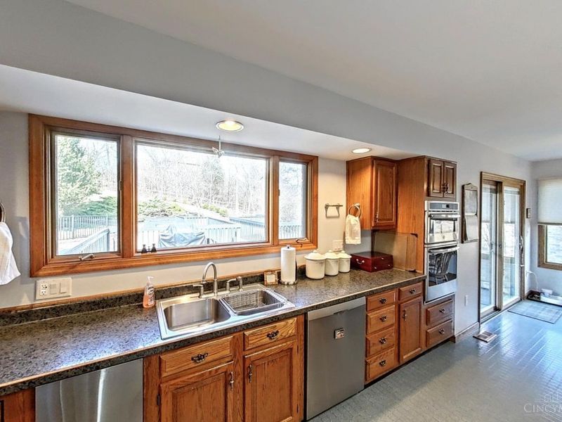 8410 Toddcreek Circle, West Chester, OH 45069 Photo 22