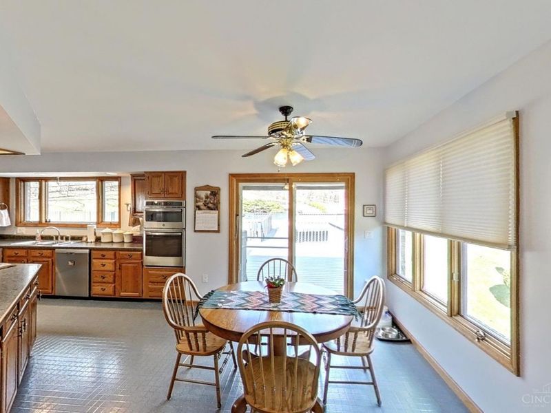 8410 Toddcreek Circle, West Chester, OH 45069 Photo 23