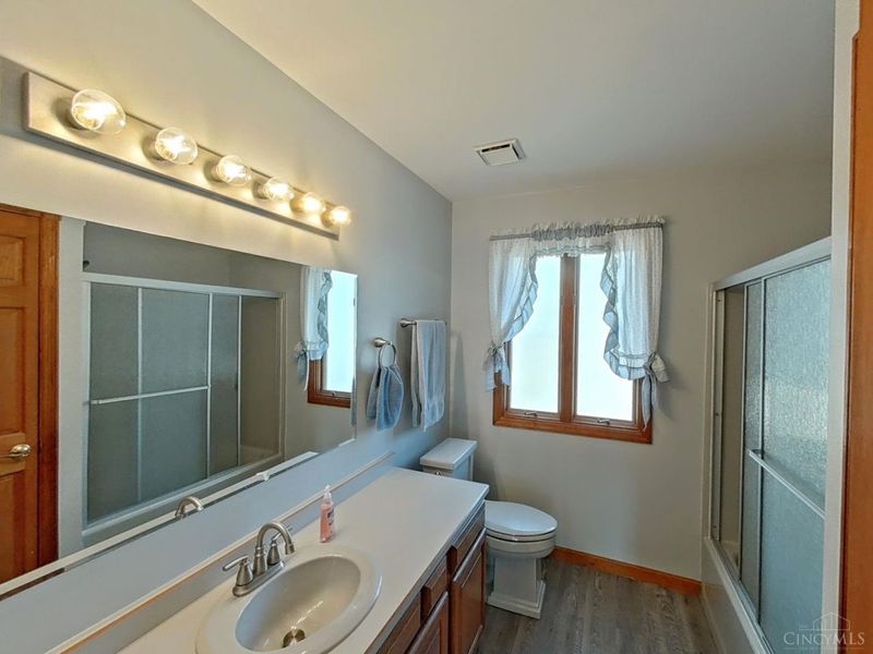 8410 Toddcreek Circle, West Chester, OH 45069 Photo 34