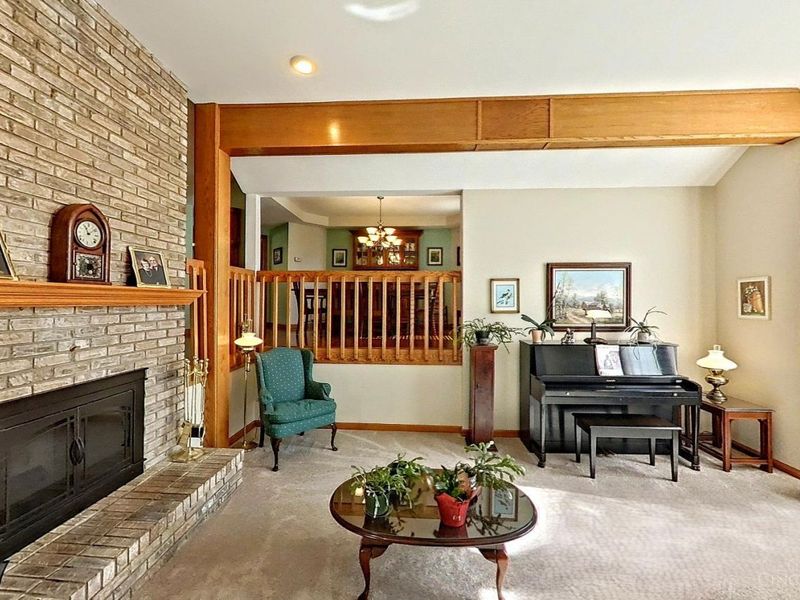 8410 Toddcreek Circle, West Chester, OH 45069 Photo 4