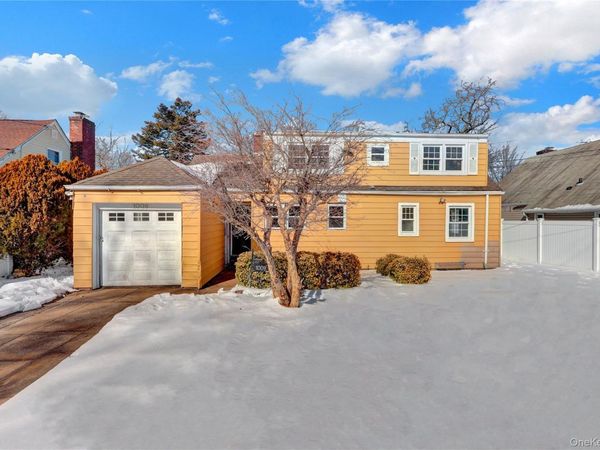 1009 Centennial Avenue , North Baldwin, NY 11510