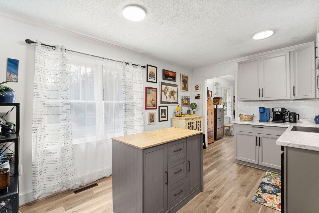 116 Underhill Road Photo 11