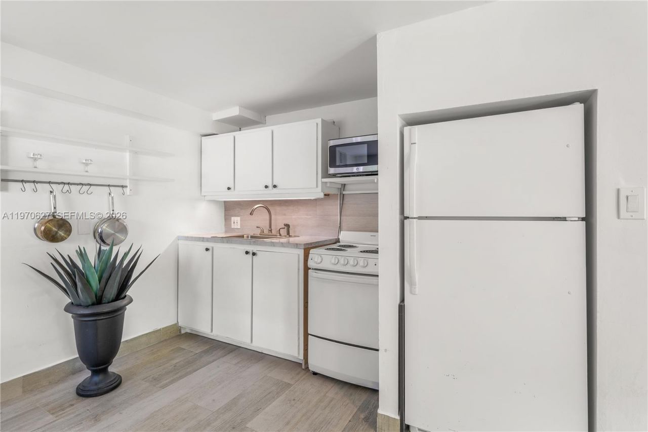 745 NE 88th St, Miami, FL 33138 Photo