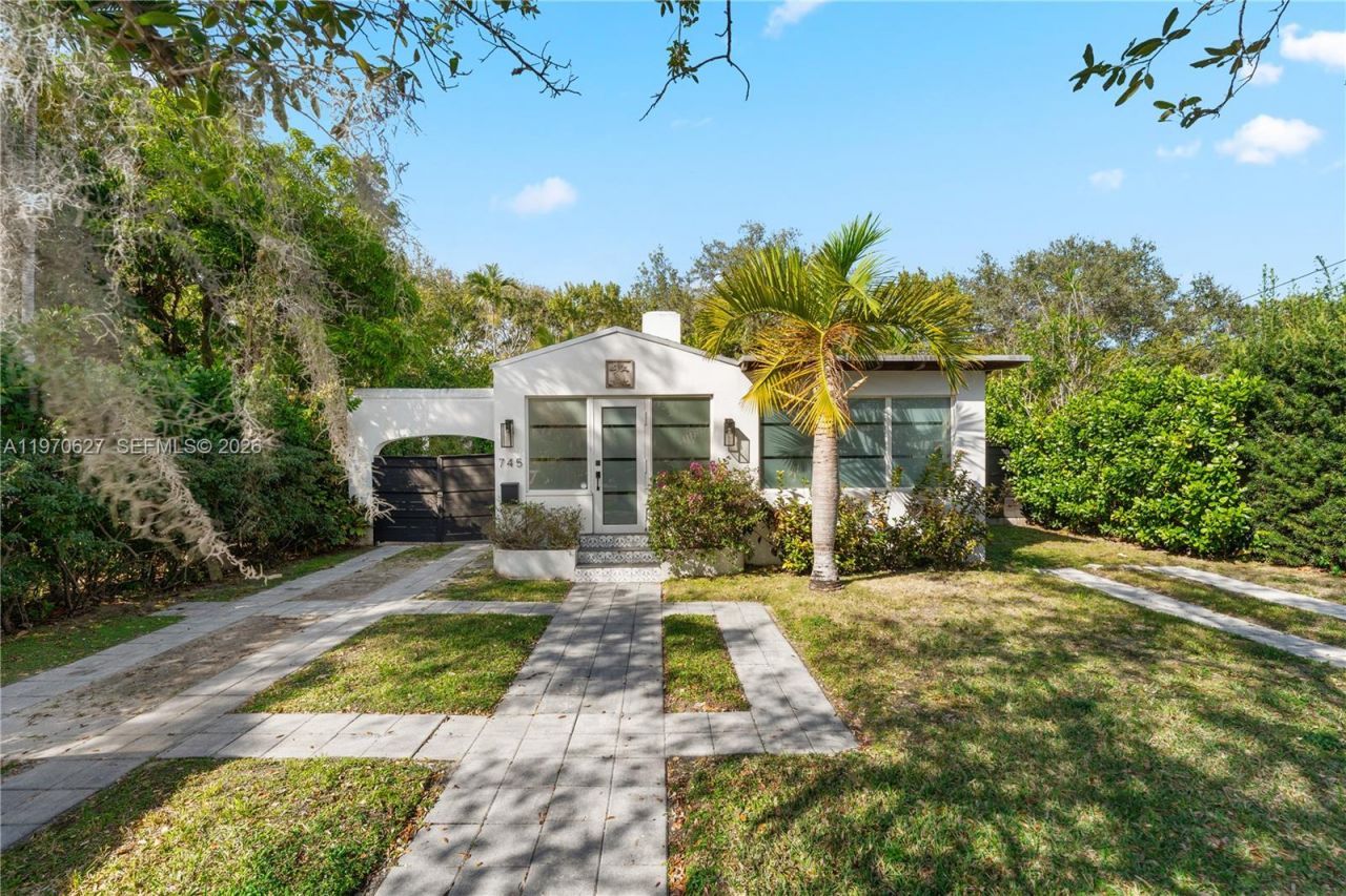 745 NE 88th St, Miami, FL 33138 Photo
