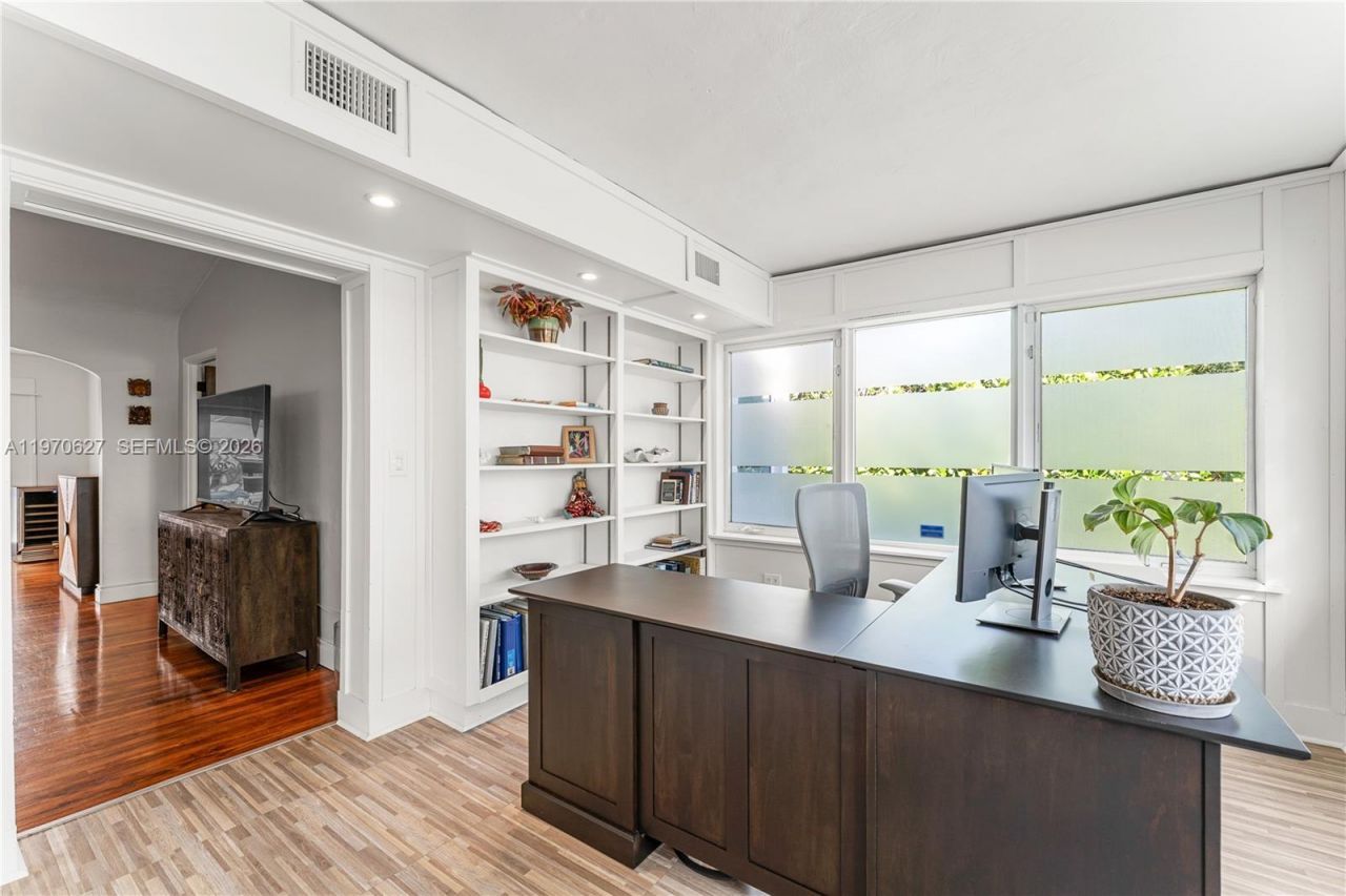 745 NE 88th St, Miami, FL 33138 Photo