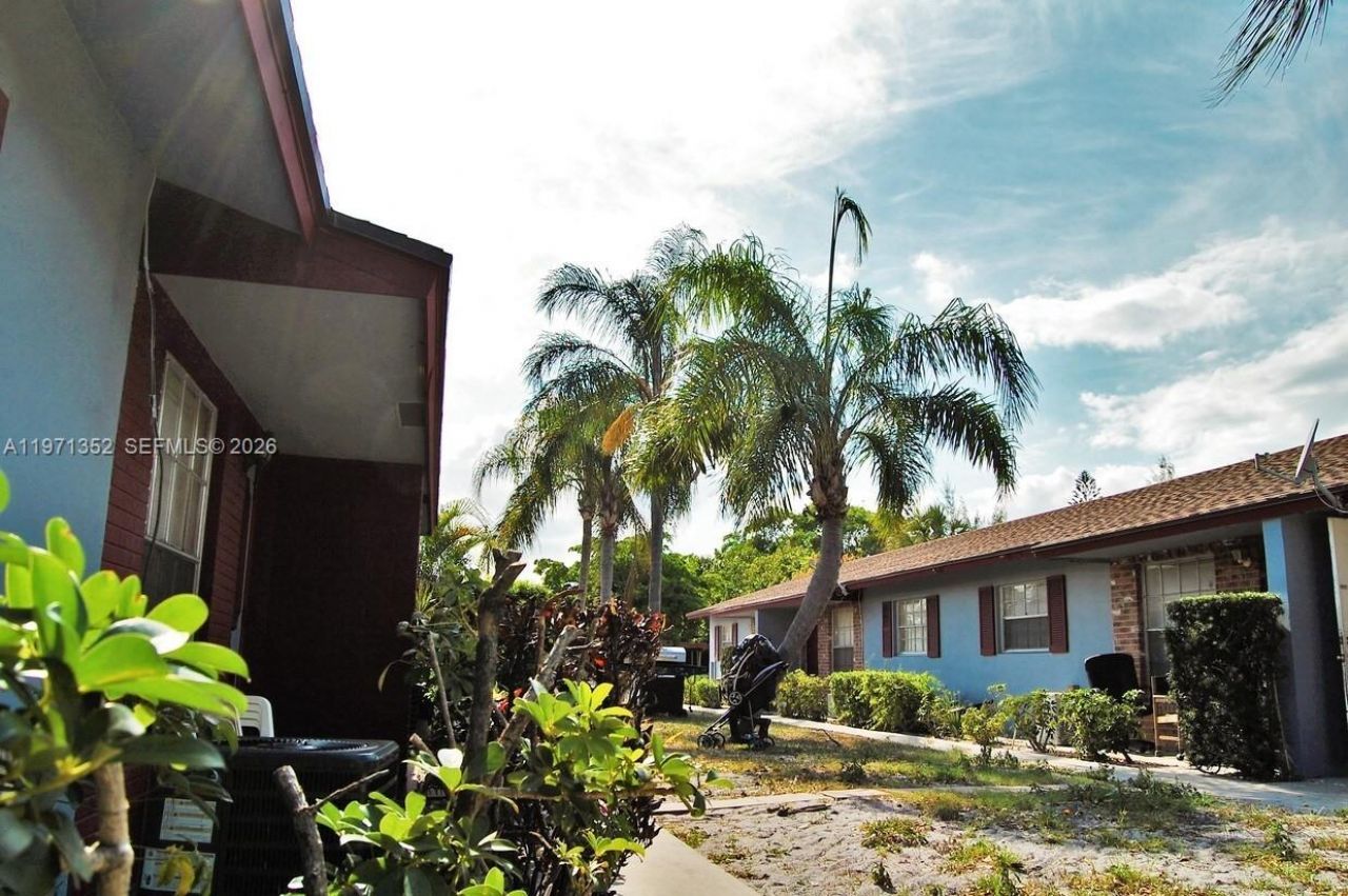 714 S F St , Lake Worth, FL 33460 Photo