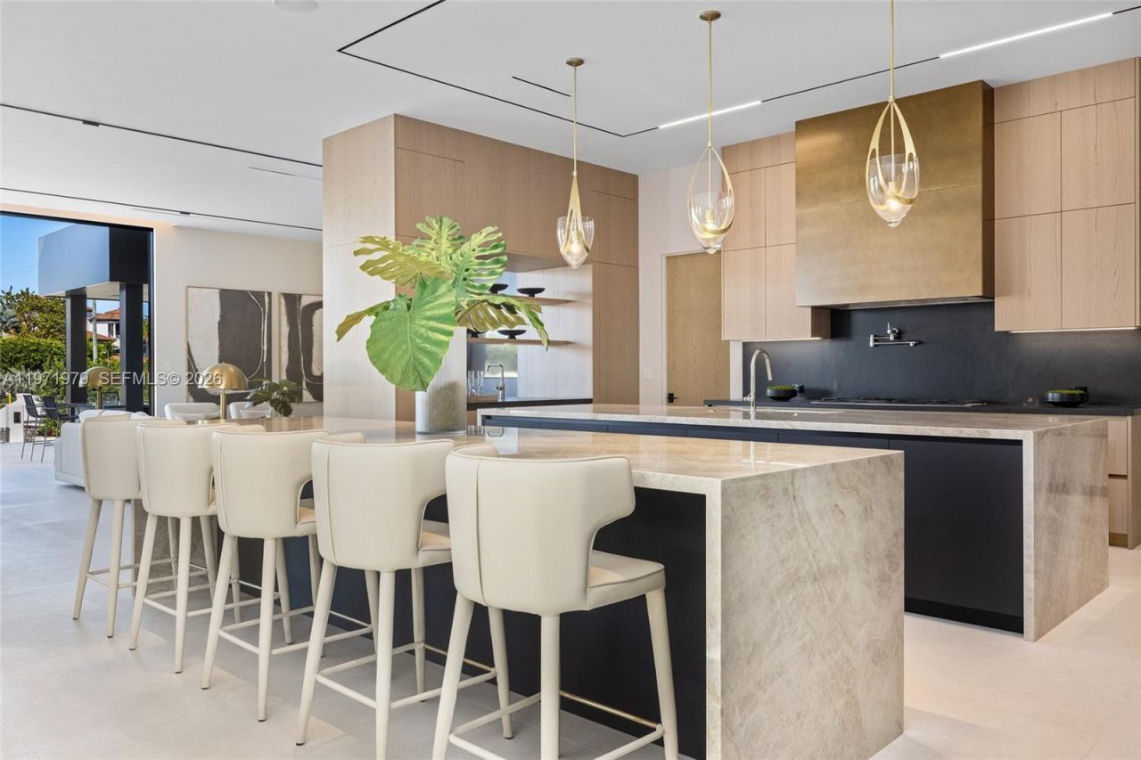 23 Isla Bahia Dr, Fort Lauderdale, FL 33316 Photo