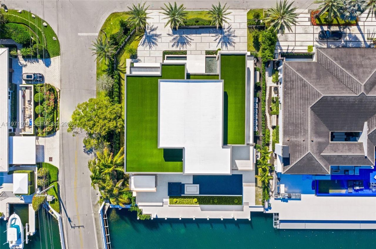 23 Isla Bahia Dr, Fort Lauderdale, FL 33316 Photo