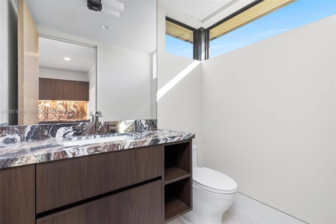 23 Isla Bahia Dr, Fort Lauderdale, FL 33316 Photo