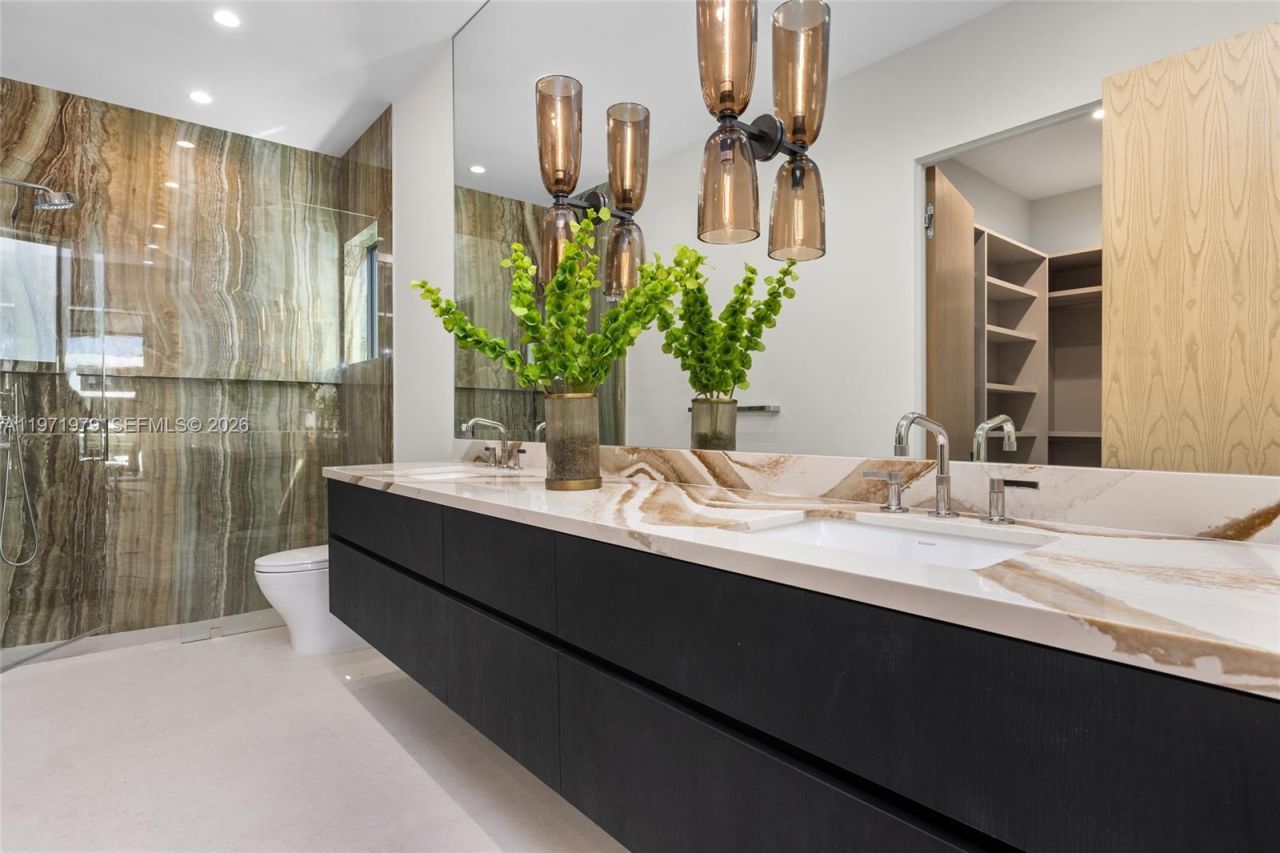 23 Isla Bahia Dr, Fort Lauderdale, FL 33316 Photo