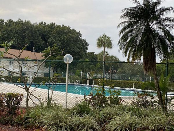 706 Gardens Dr , Unit 101, Pompano Beach, FL 33069