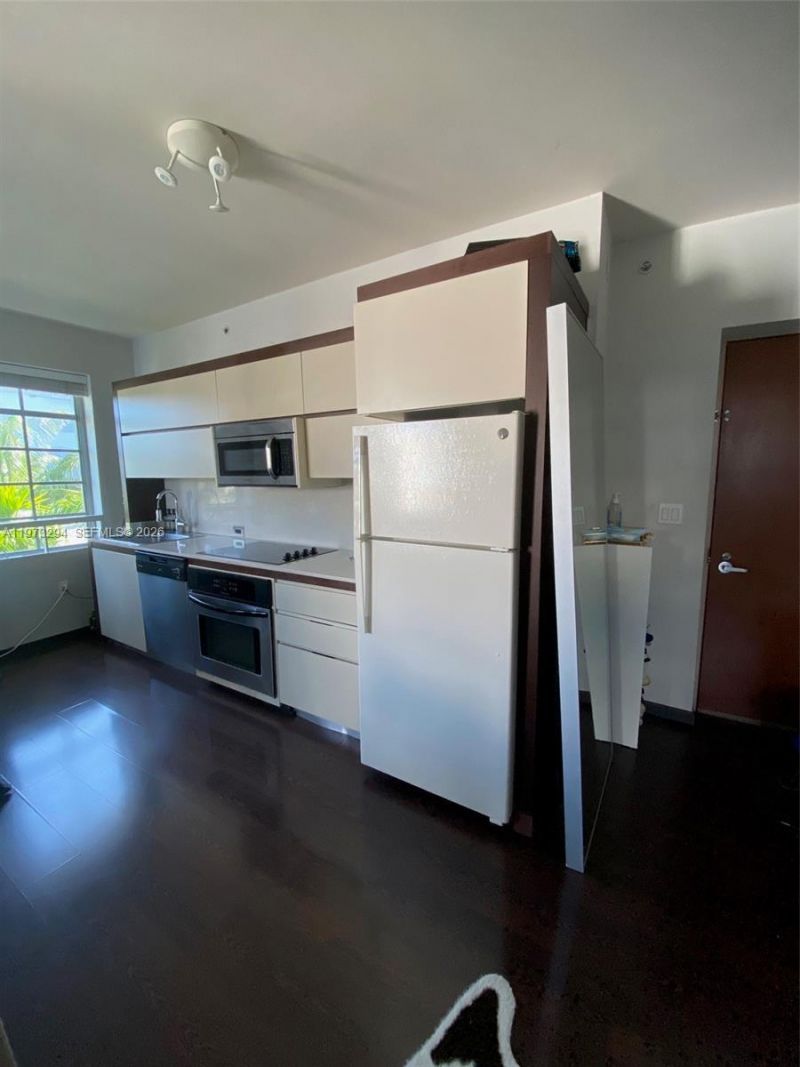 435 21st St , Unit 307, Miami Beach, FL 33139 Photo