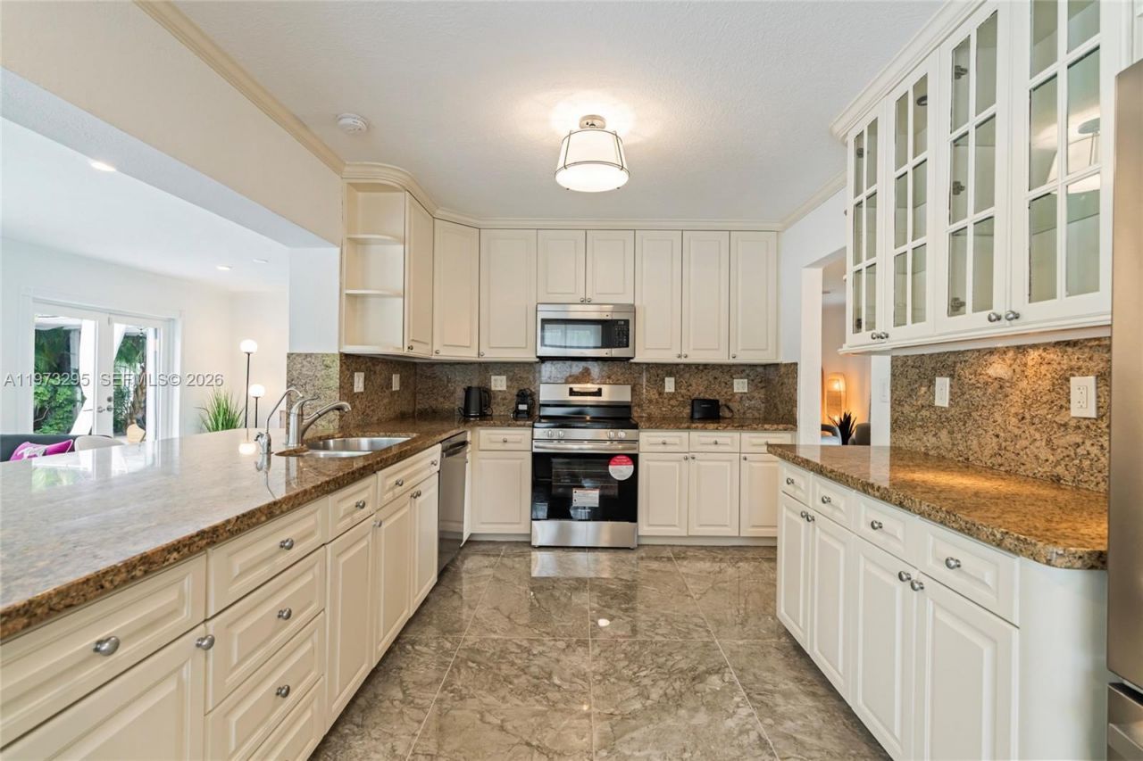 5900 NE 15th Ave , Fort Lauderdale, FL 33334 Photo