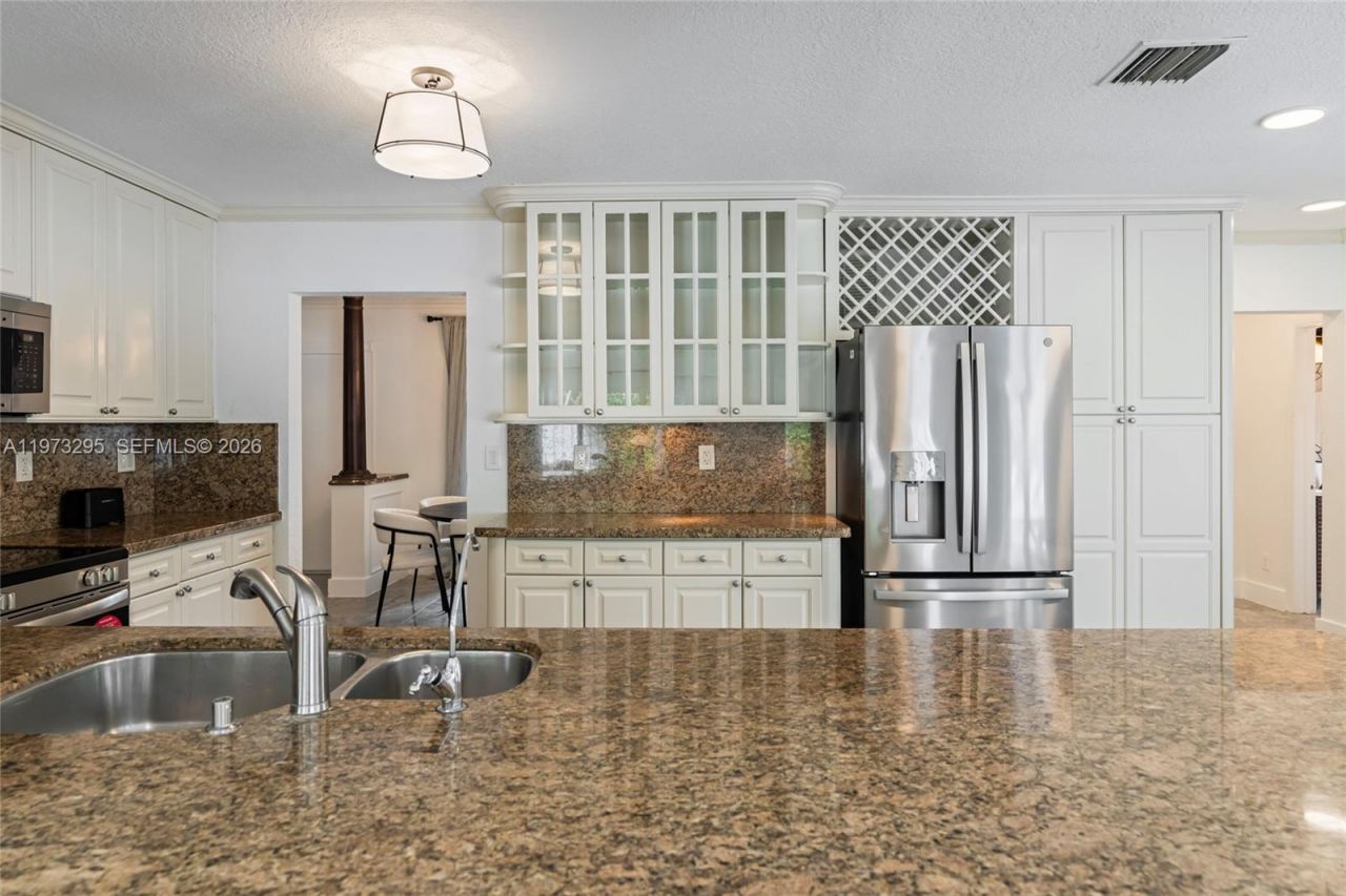 5900 NE 15th Ave , Fort Lauderdale, FL 33334 Photo