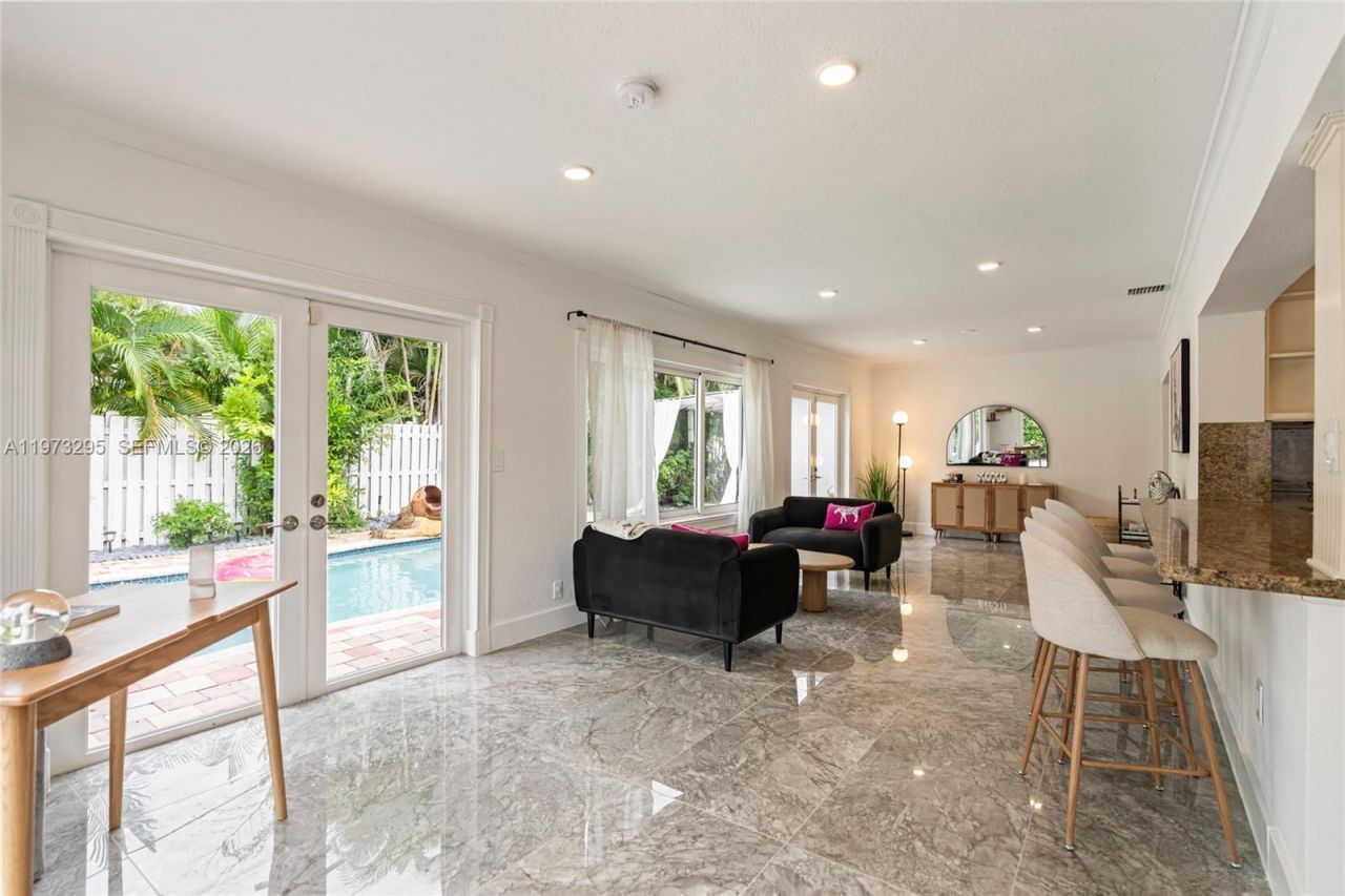 5900 NE 15th Ave , Fort Lauderdale, FL 33334 Photo