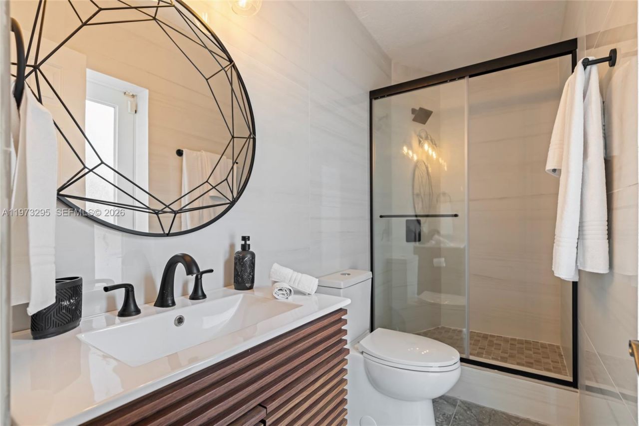 5900 NE 15th Ave , Fort Lauderdale, FL 33334 Photo