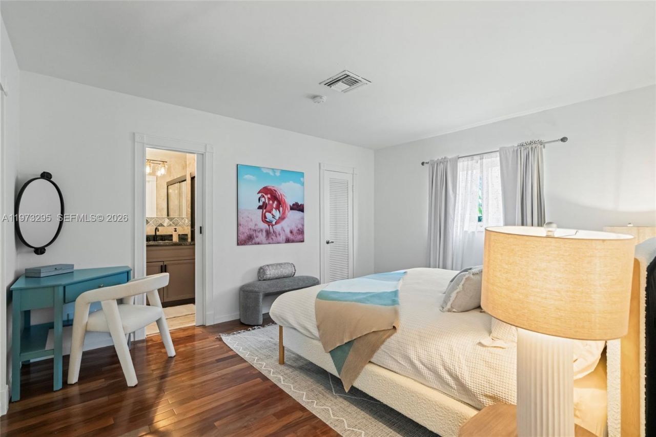 5900 NE 15th Ave , Fort Lauderdale, FL 33334 Photo