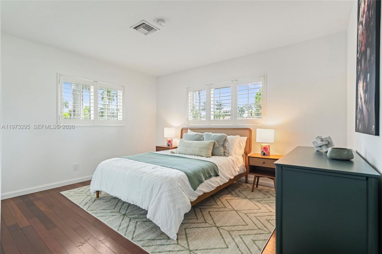 5900 NE 15th Ave , Fort Lauderdale, FL 33334 Photo