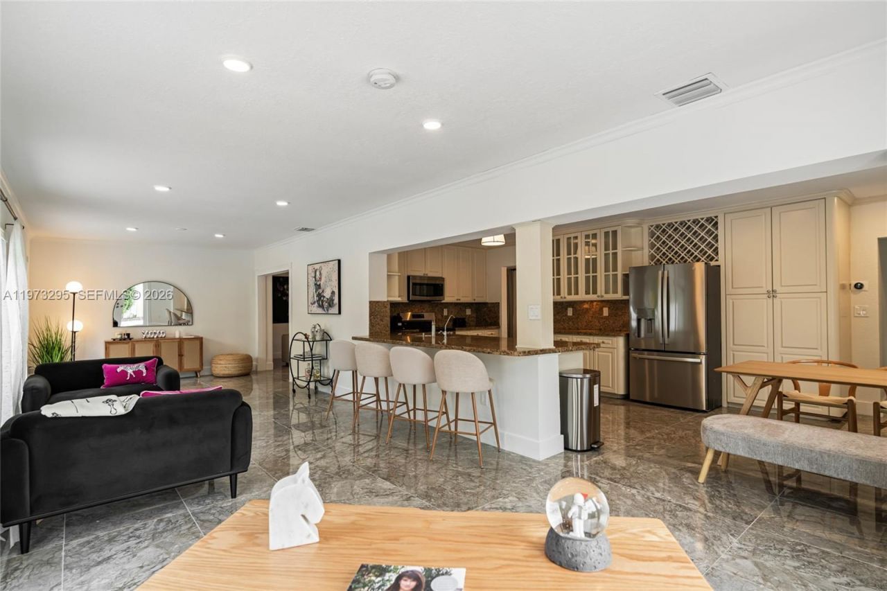 5900 NE 15th Ave , Fort Lauderdale, FL 33334 Photo