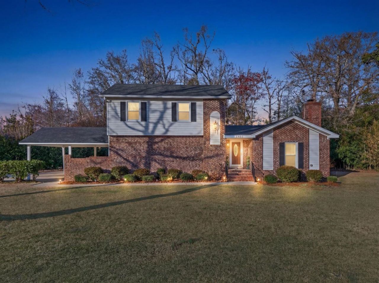 2402 South Hallmark Dr, Florence, SC 29505 Main Photo