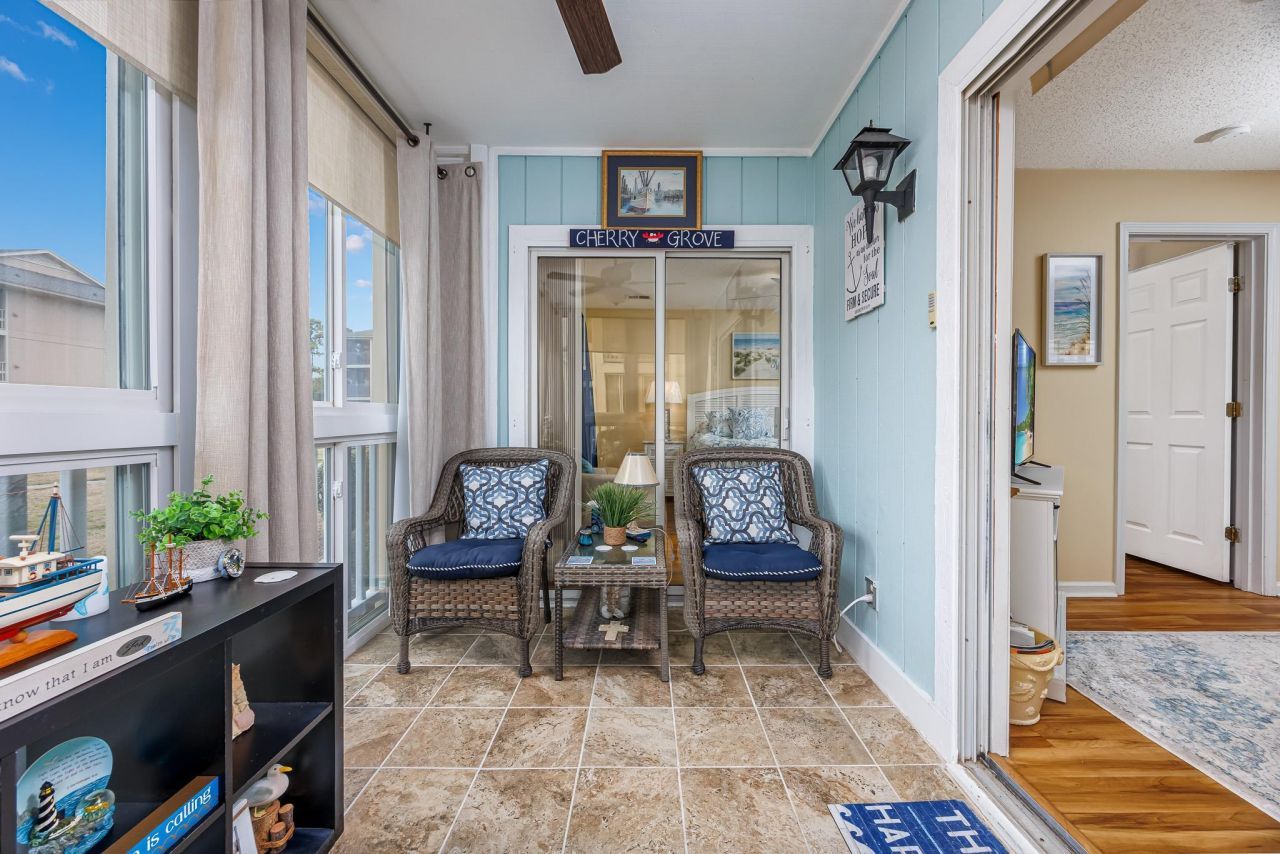 1900 Duffy St.  Photo 18