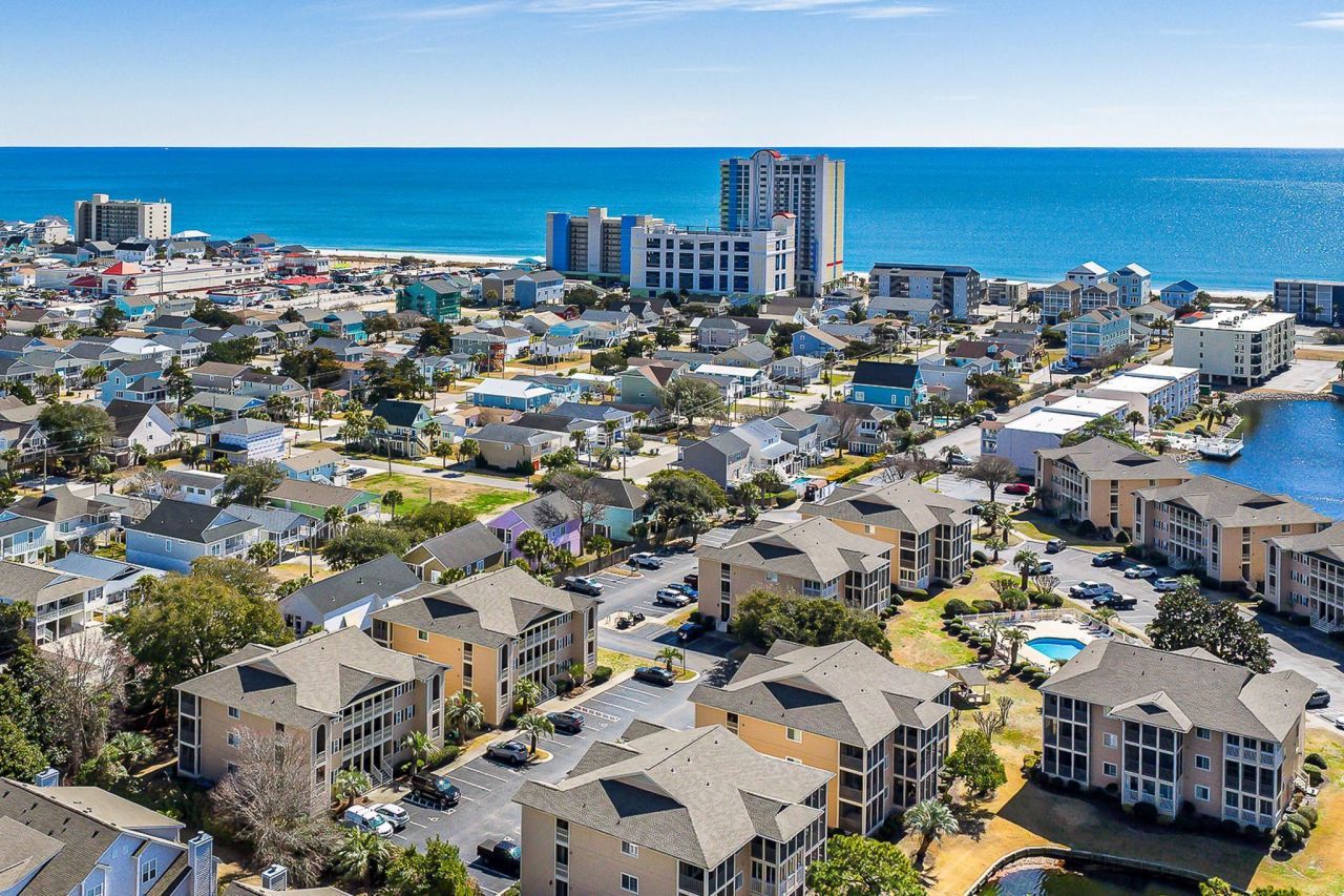 1900 Duffy St.  Photo 44