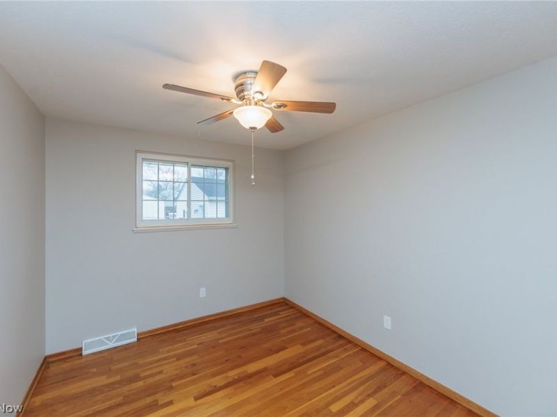 913 Rosewood Drive, Elyria, OH 44035 Photo 15