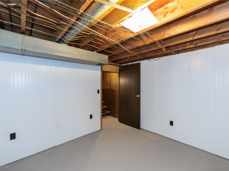 913 Rosewood Drive, Elyria, OH 44035 Photo 33