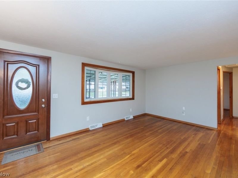 913 Rosewood Drive, Elyria, OH 44035 Photo 7