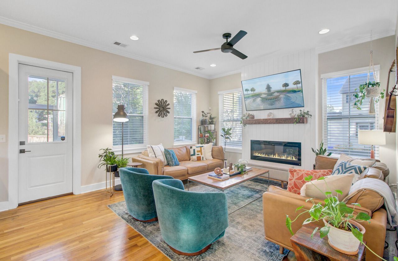 1086 Buist Avenue Photo 8