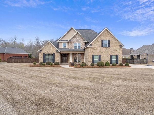 1025 Chattahoochee Drive, Bonaire, GA 31005