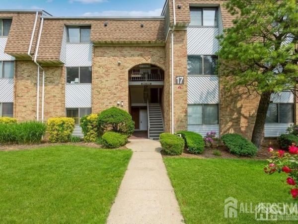 1702 Edison Glen Terrace, Edison, NJ 08837