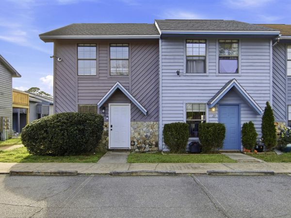 1325 Greendale Avenue, Unit 26, Fort Walton Beach, FL 32547