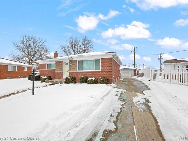 25968 Keith Street, Dearborn Heights, MI 48127