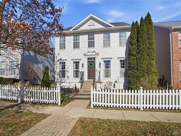 9759 Cobblewood Court, Centerville, OH 45458