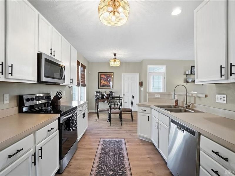 9759 Cobblewood Court, Centerville, OH 45458 Photo 14