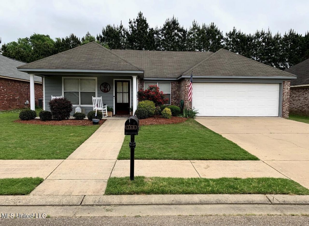 168 Blackstone Circle, Brandon, MS 39047 Main Photo