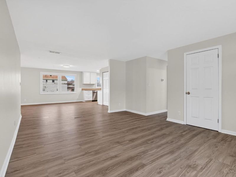 694 Park Avenue, Springdale, OH 45246 Photo 12