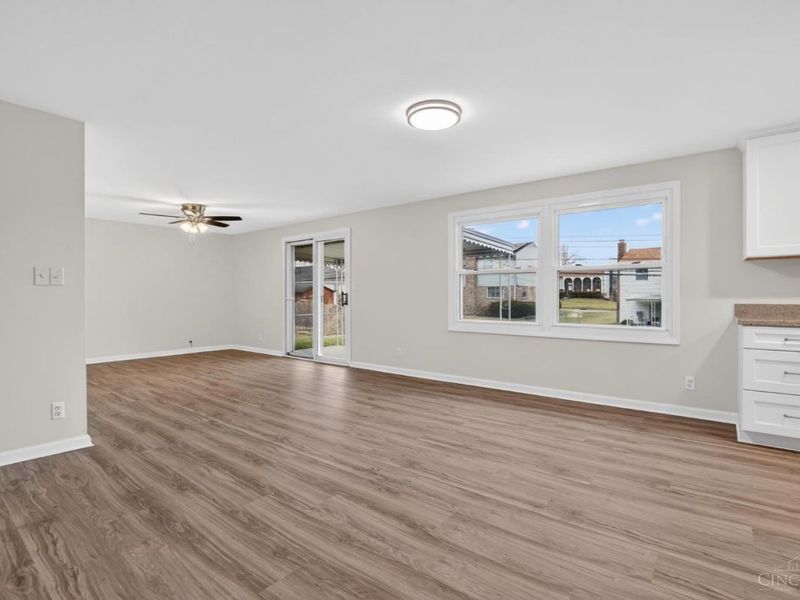 694 Park Avenue, Springdale, OH 45246 Photo 13