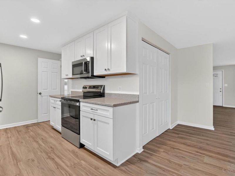 694 Park Avenue, Springdale, OH 45246 Photo 16