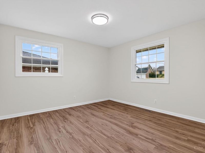 694 Park Avenue, Springdale, OH 45246 Photo 27