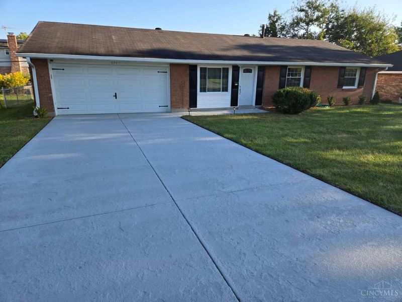 694 Park Avenue, Springdale, OH 45246 Photo 3