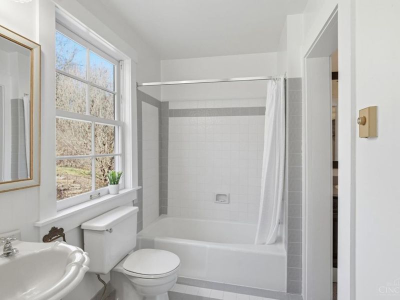 9200 Indian Hill Road, Indian Hill, OH 45243 Photo 30